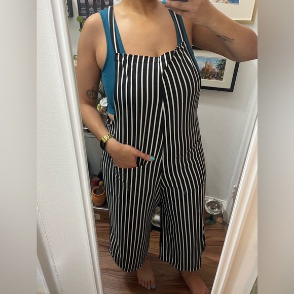 Funky Striped Jumpsuit - Picture 2 of 4